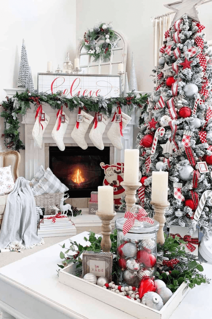 Festive Charm in a Compact Living Room