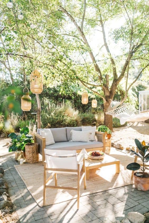 Rustic Corner Patio with a Moroccan Touch