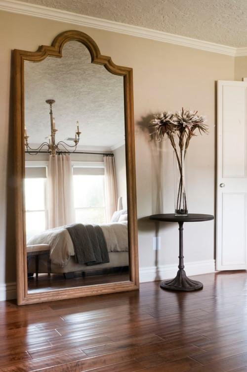 Transitional Curtain Design in a Neutral Bedroom